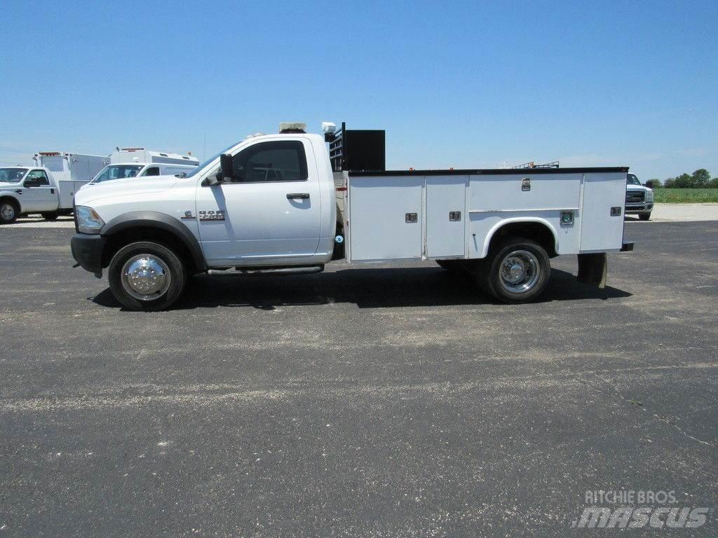 RAM 5500 Samochody ratownicze pomocy drogowej