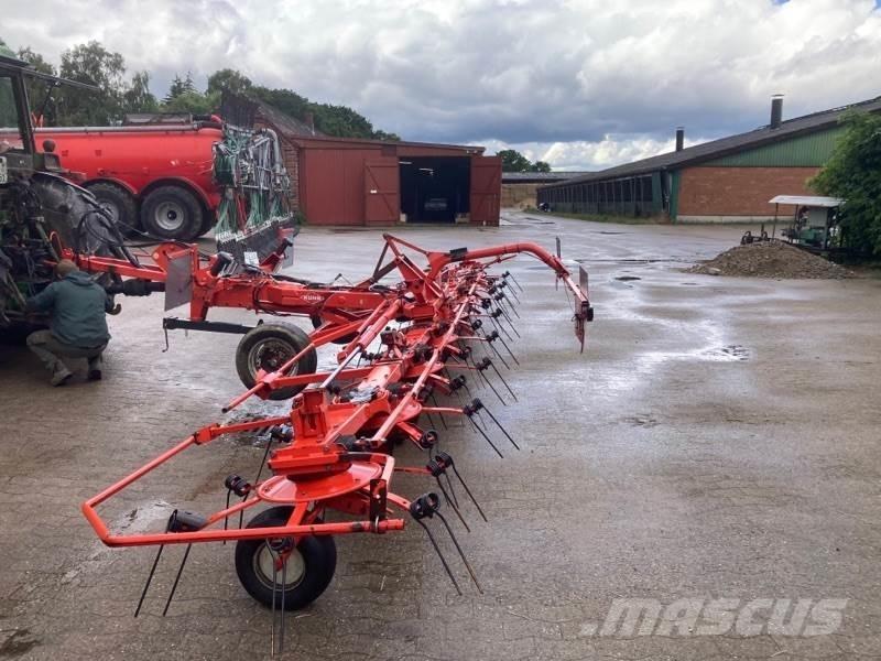 Kuhn GF 8702 T Zgrabiarki i przetrząsacze
