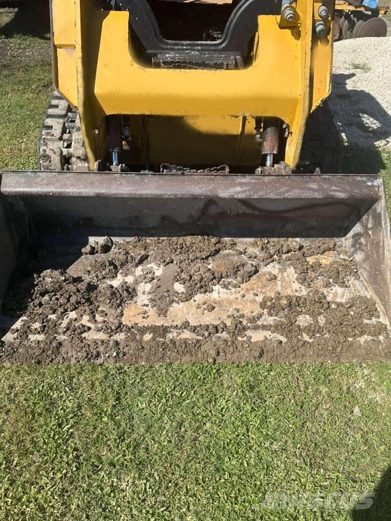 CAT 259 D Ładowarki burtowe