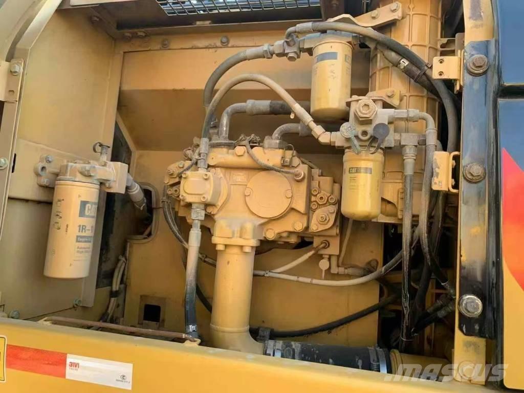 CAT 329 D Koparki gąsienicowe