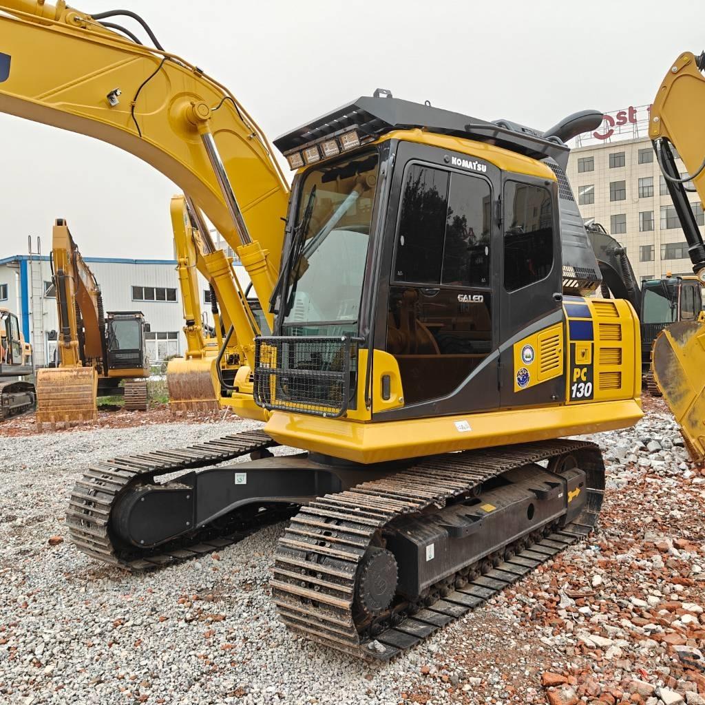 Komatsu 130-7 Koparki gąsienicowe
