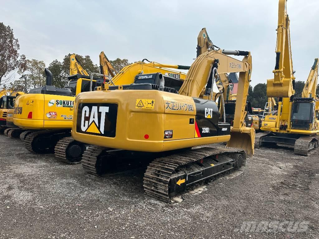 CAT 320 D2 Koparki gąsienicowe