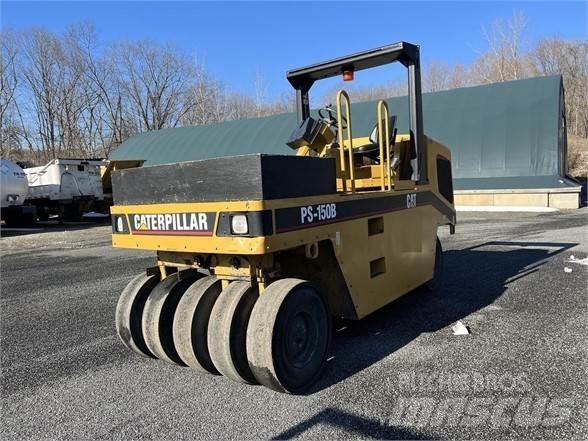 CAT PS-150B Walce ogumione