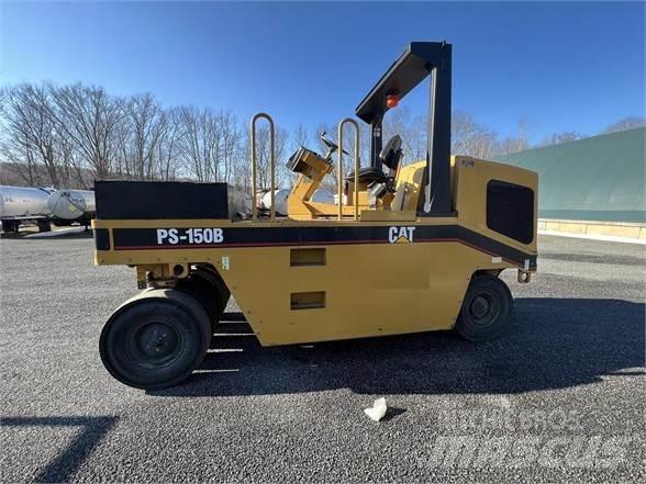 CAT PS-150B Walce ogumione
