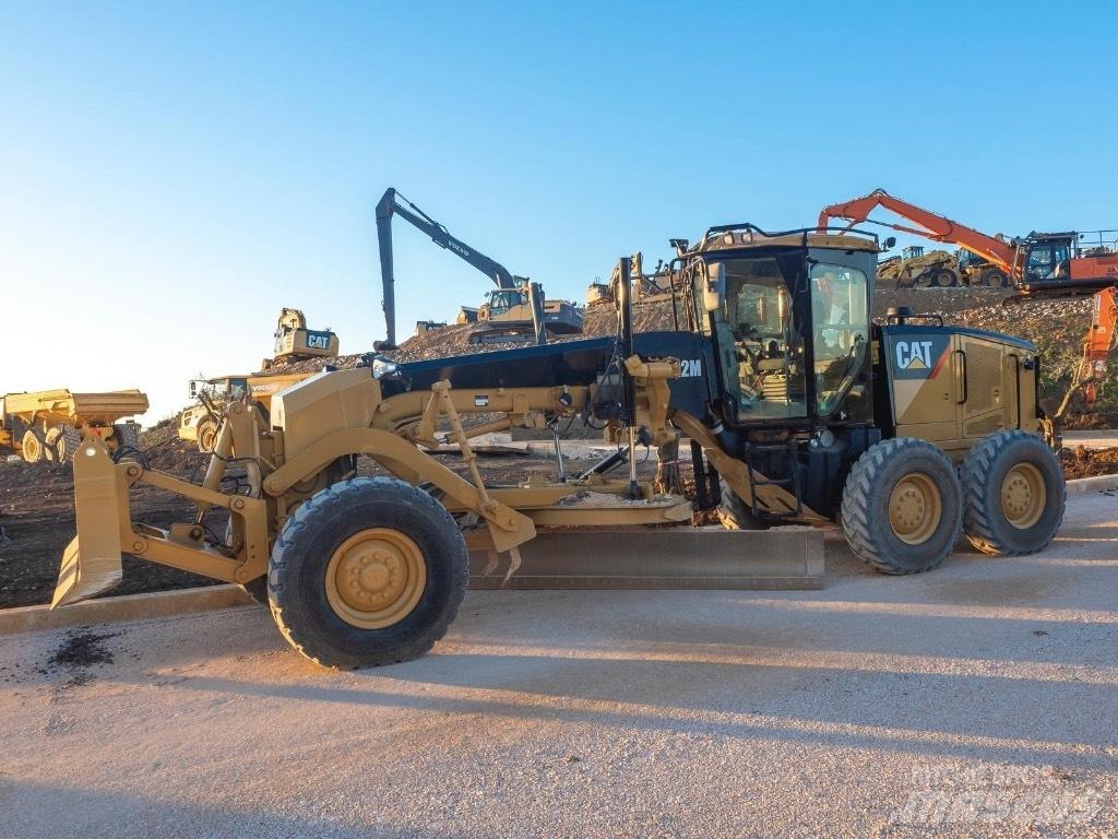 CAT 12 M Równiarki
