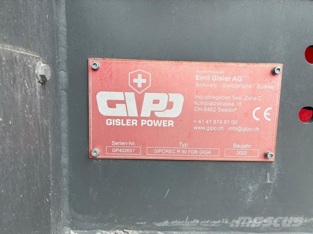 GIPO P090 GIGA Kruszarki mobilne