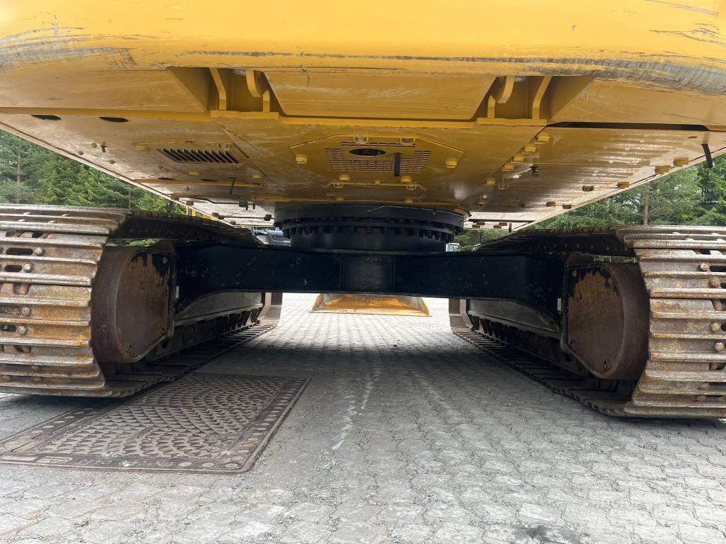 CAT 326 07A Next Gen Koparki gąsienicowe