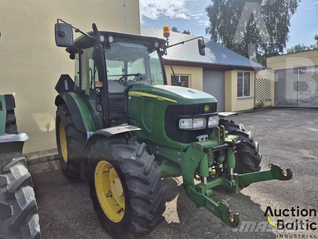 John Deere 5820 Ciągniki rolnicze