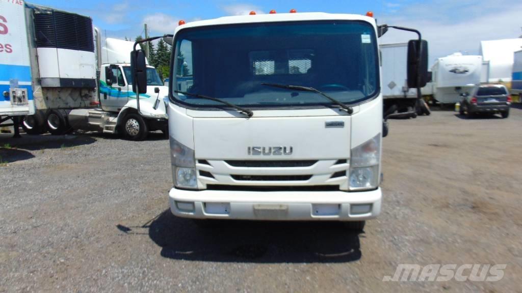 Isuzu NRR Ciężarówki typu Platforma / Skrzynia