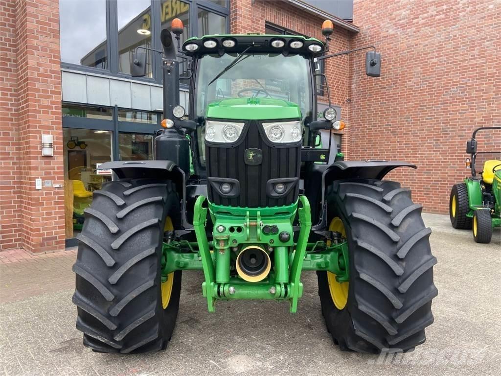 John Deere 6215R Ciągniki rolnicze