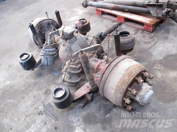 Mercedes-Benz 1217 Mosty, wały i osie