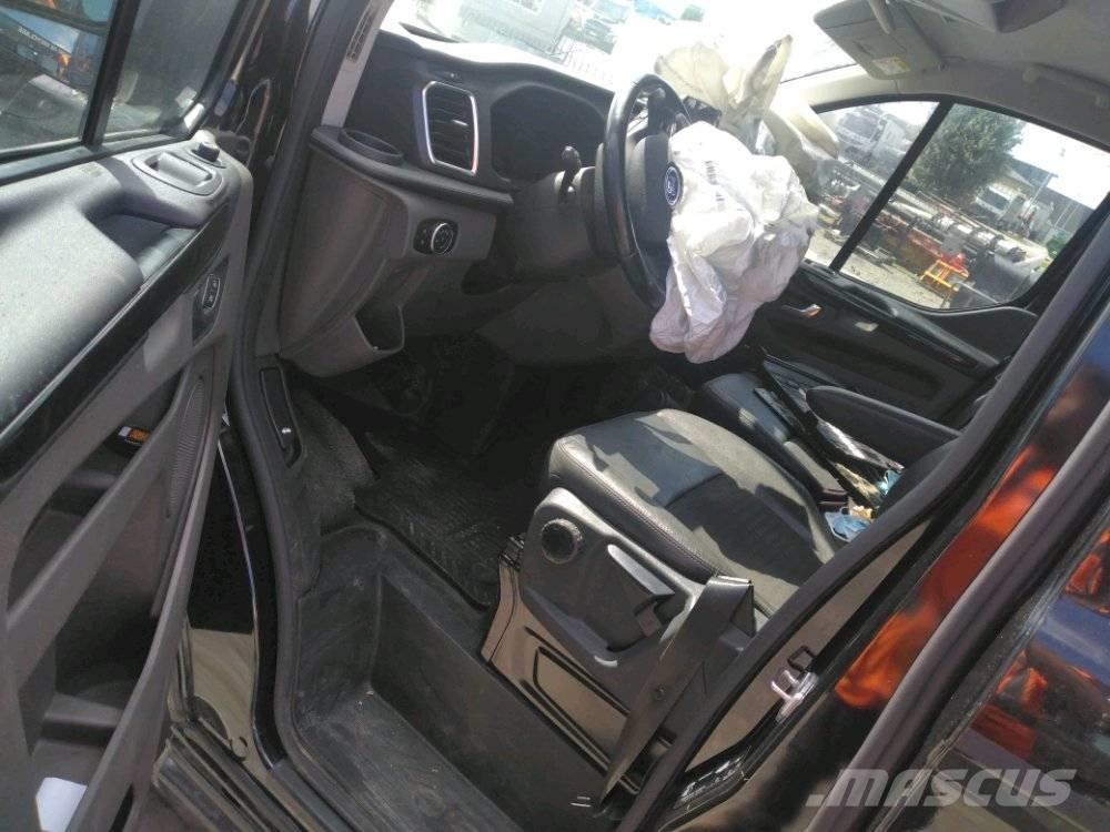 Ford TRANSIT CUSTOM Samochody dostawcze ze skrzynią zamkniętą