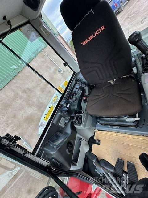 Takeuchi TB 260 Minikoparki