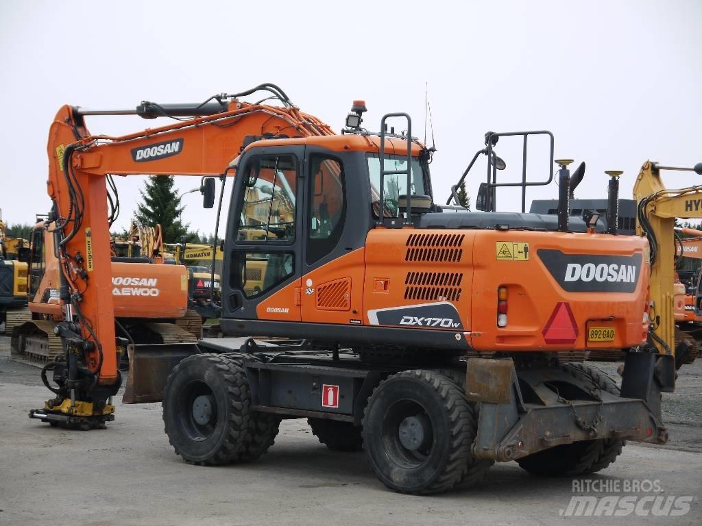 Doosan DX 170 W-5 Koparki kołowe