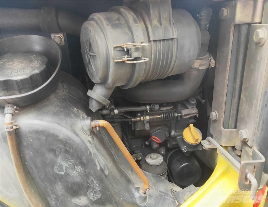 Komatsu PC18 Koparki gąsienicowe