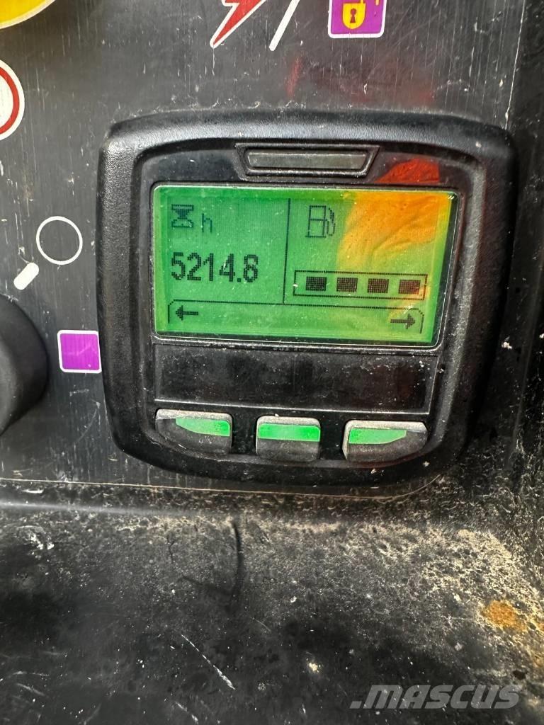 JLG 1500AJP Podnośniki przegubowe