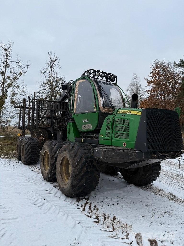 John Deere 1210 E Forwardery