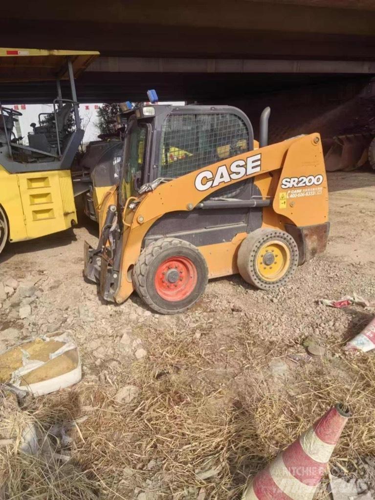 CASE SR200 Ładowarki burtowe