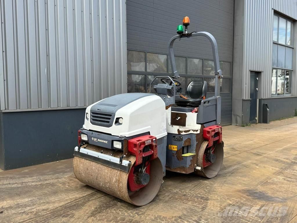 Dynapac CC1200 Walce dwubębnowe