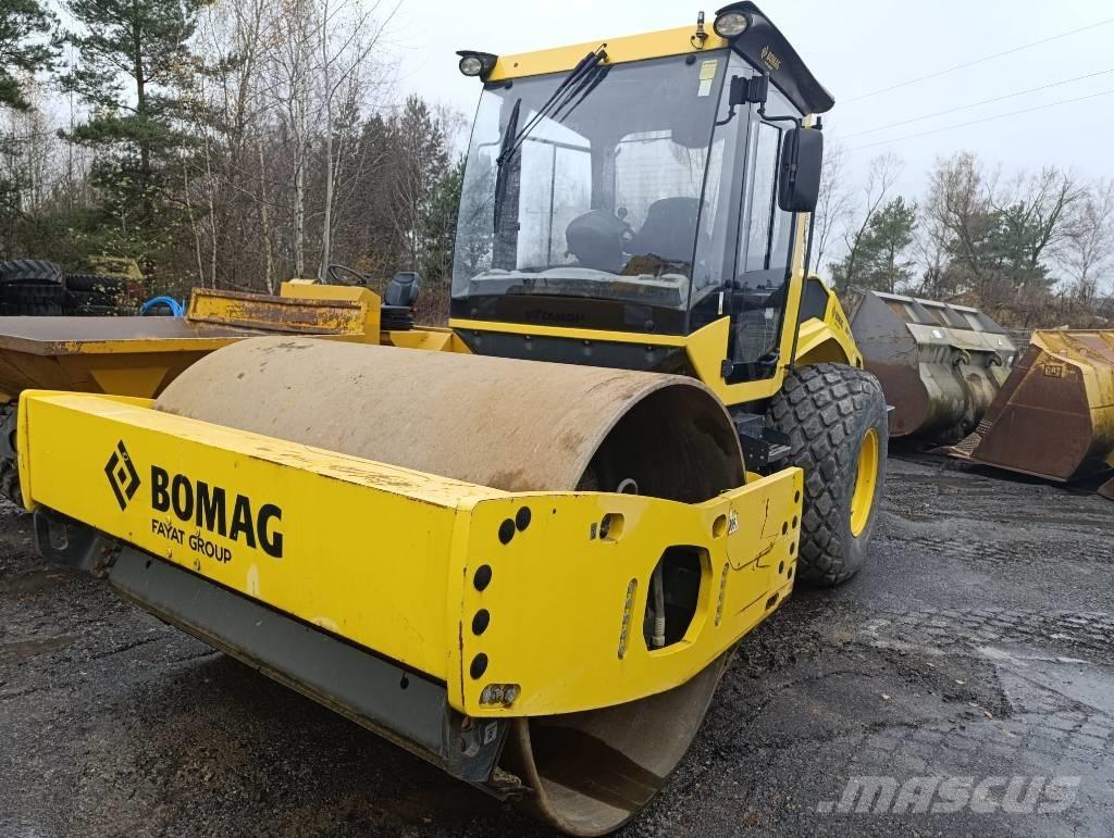 Bomag BW 213 Walce jednobębnowe