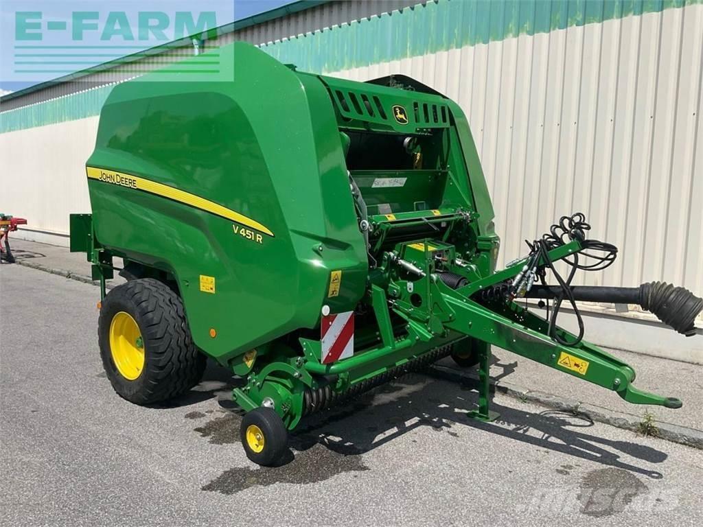 John Deere V451R Prasy kostkujące