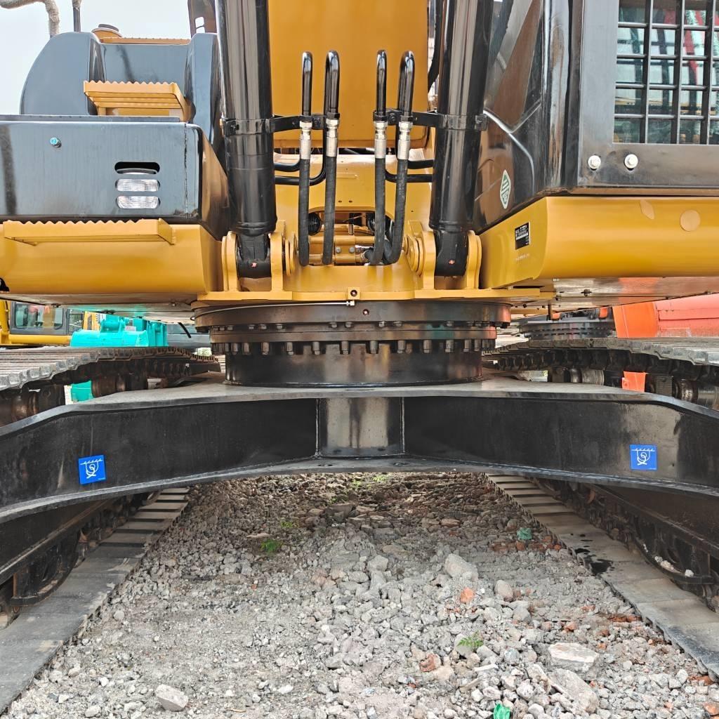 CAT 323D Koparki gąsienicowe