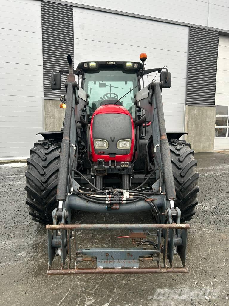 Valtra N141 Advance Ciągniki rolnicze