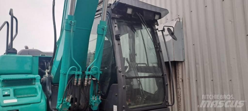 Kobelco SK130LC-11 Koparki gąsienicowe