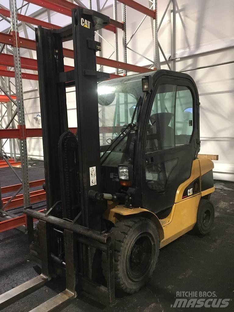 CAT DP 35 N Wózki Diesla