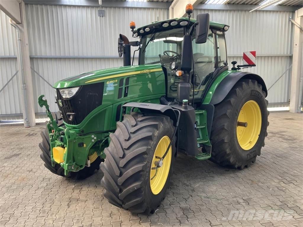 John Deere 6250R Ciągniki rolnicze