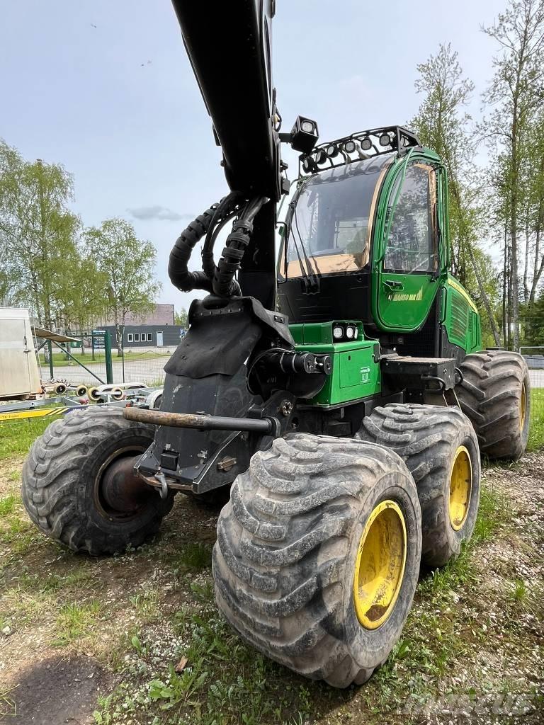 John Deere 1070E Harwestery