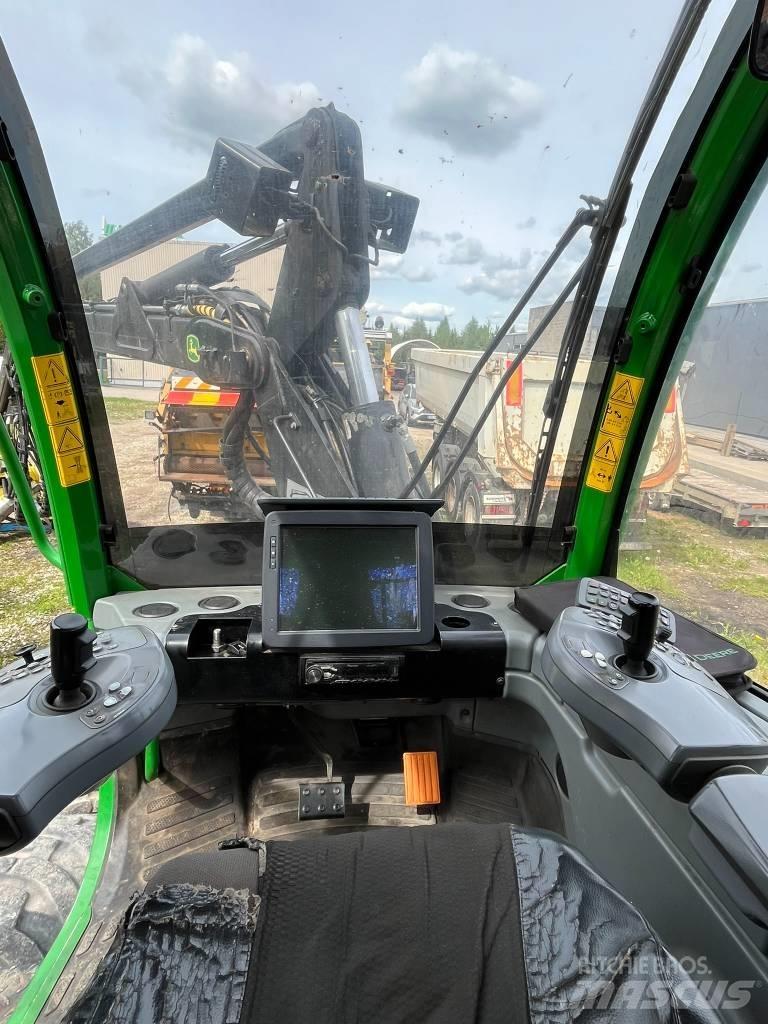 John Deere 1070E Harwestery