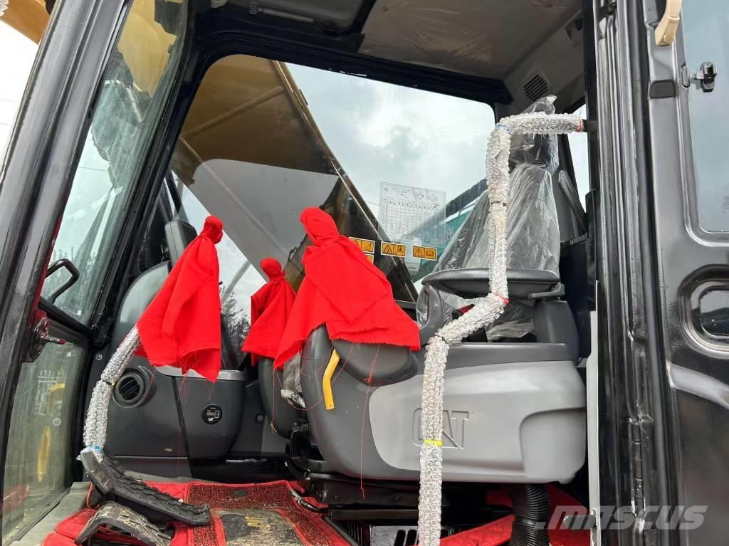 CAT 320 D Koparki gąsienicowe