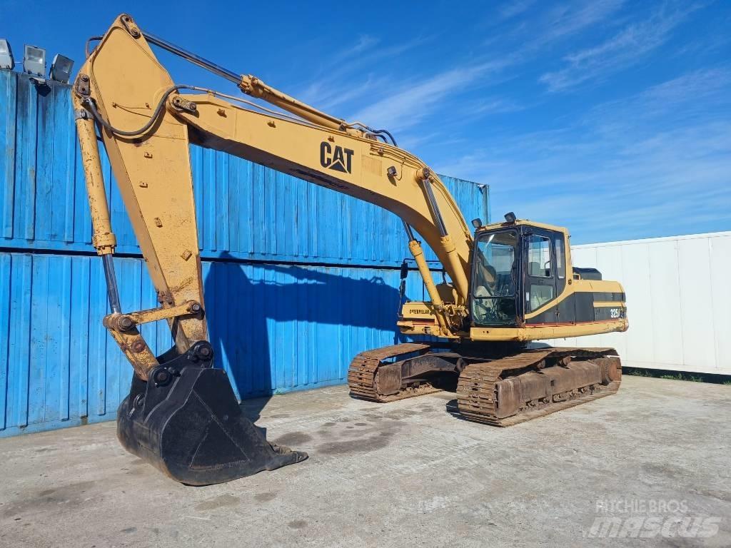 CAT 325 Koparki gąsienicowe