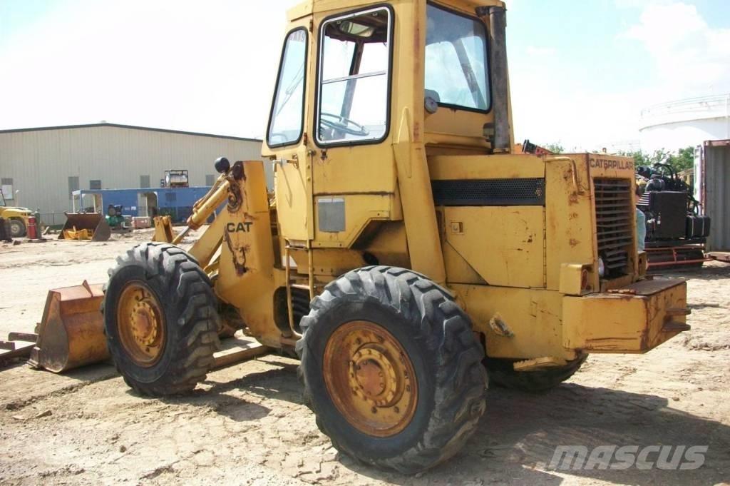 CAT 910 Ładowarki kołowe