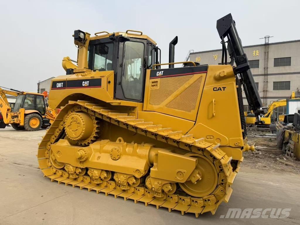 CAT D 8 T Spycharki gąsienicowe