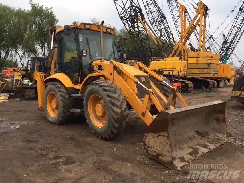 JCB 4CX Koparko-ładowarki