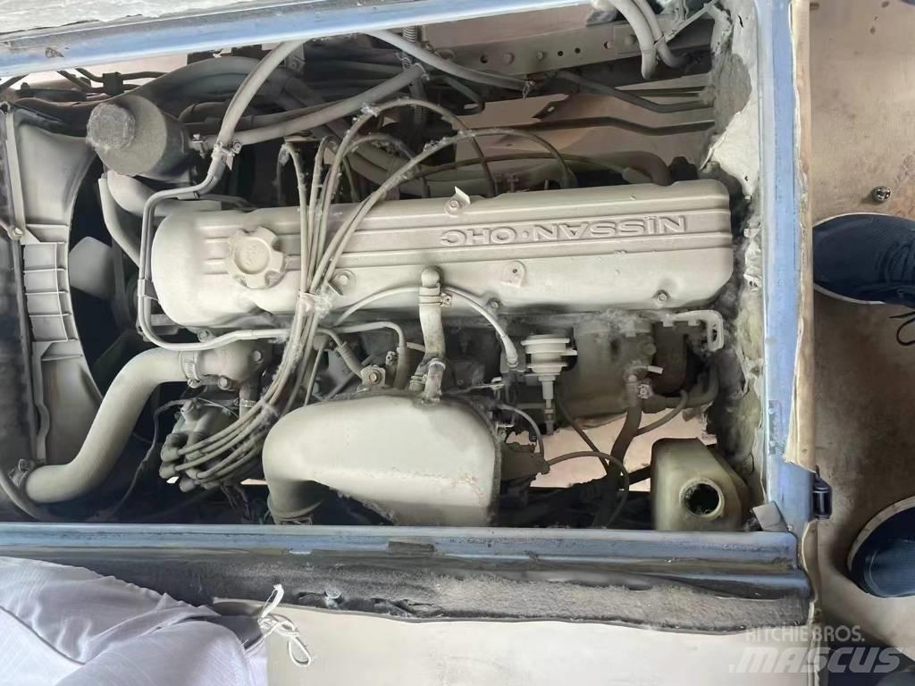 Nissan Civilian Autobusy międzymiastowe