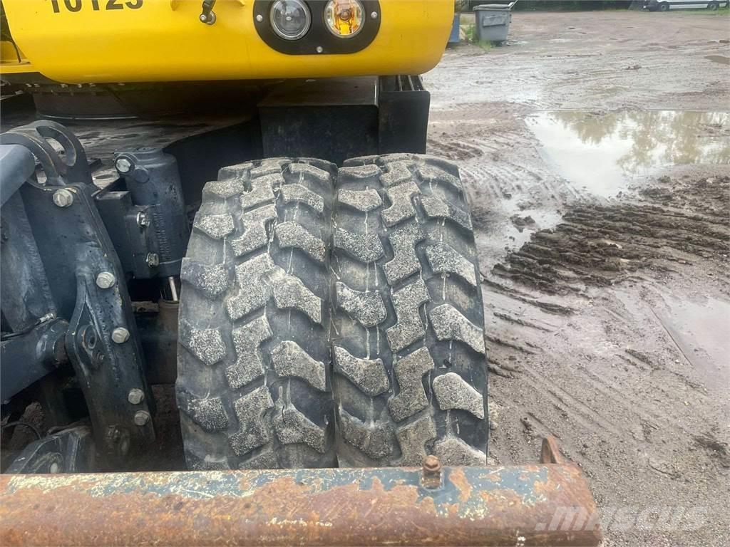 Komatsu PW148-10 Koparki kołowe