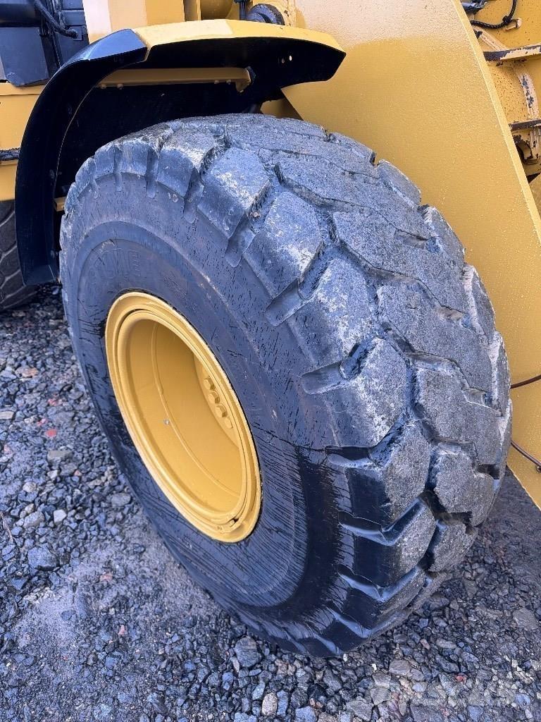 CAT 930 M Ładowarki kołowe