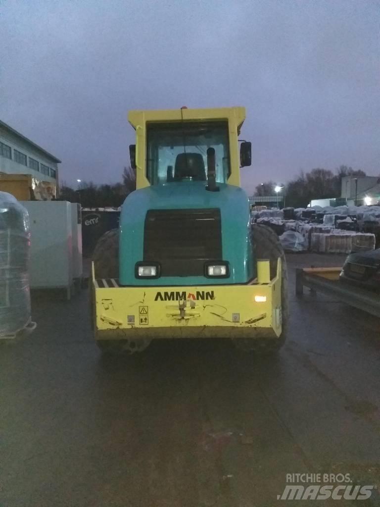 Ammann ASC 130 Walce dwubębnowe