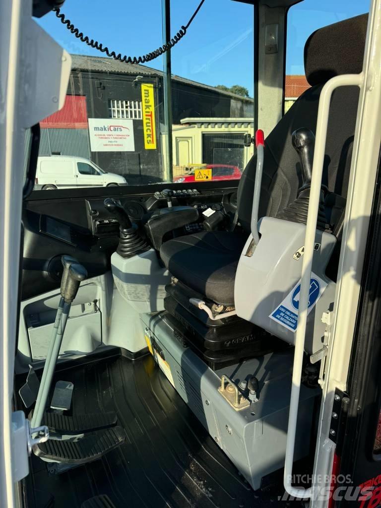Takeuchi TB 260 Minikoparki