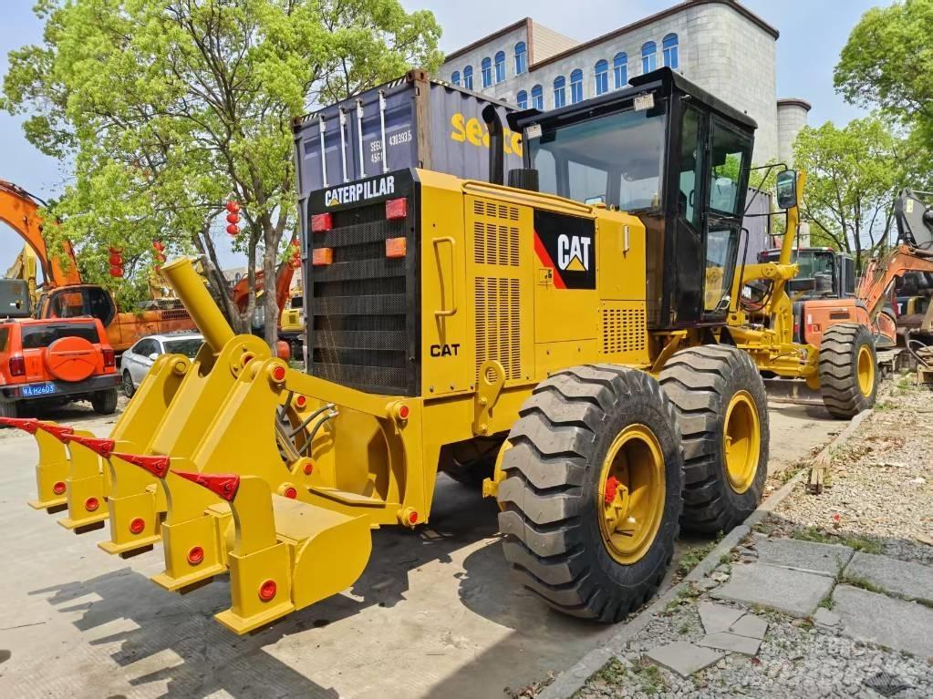 CAT 120 H Równiarki