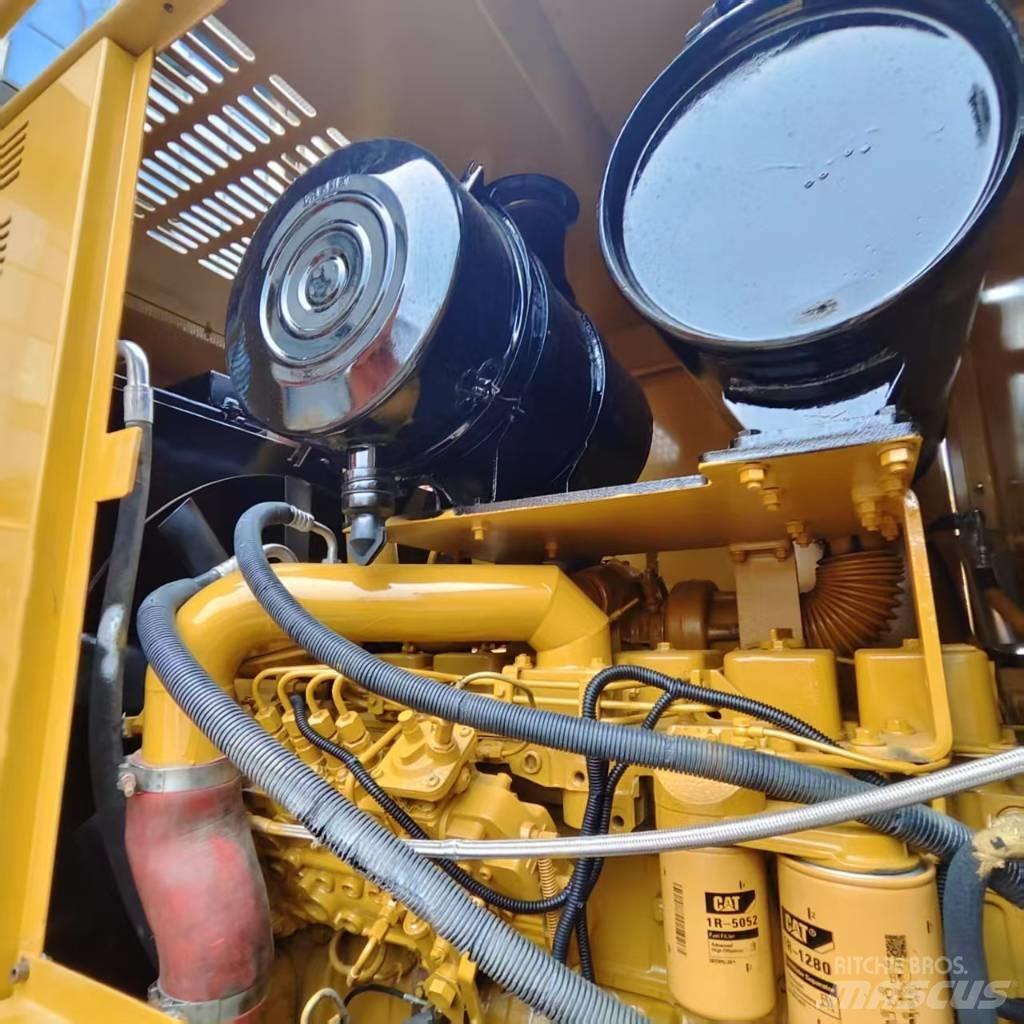 CAT 120 H Równiarki