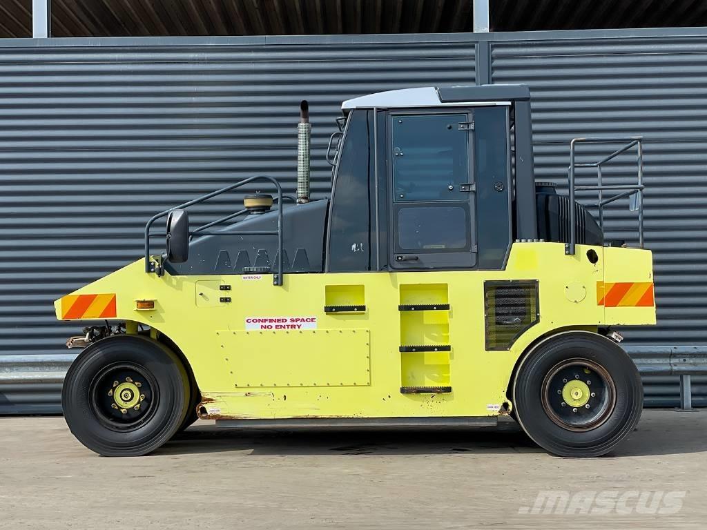 Ammann AP 240 Walce ogumione