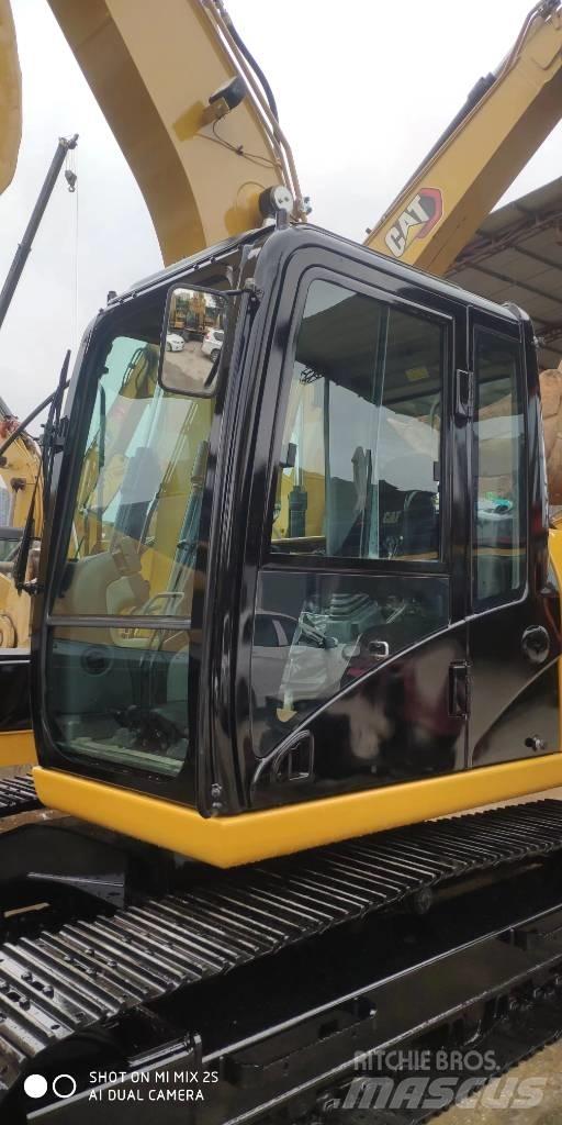 CAT 2021 CAT 313D2GC Koparki kołowe
