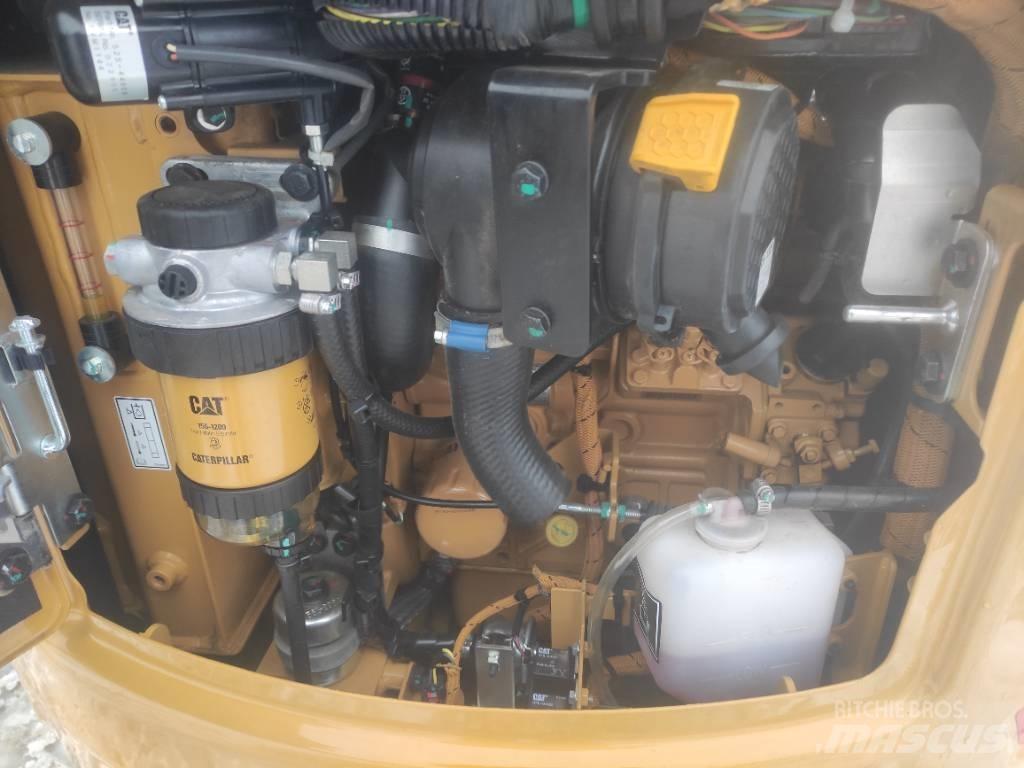 CAT 301.6 Minikoparki