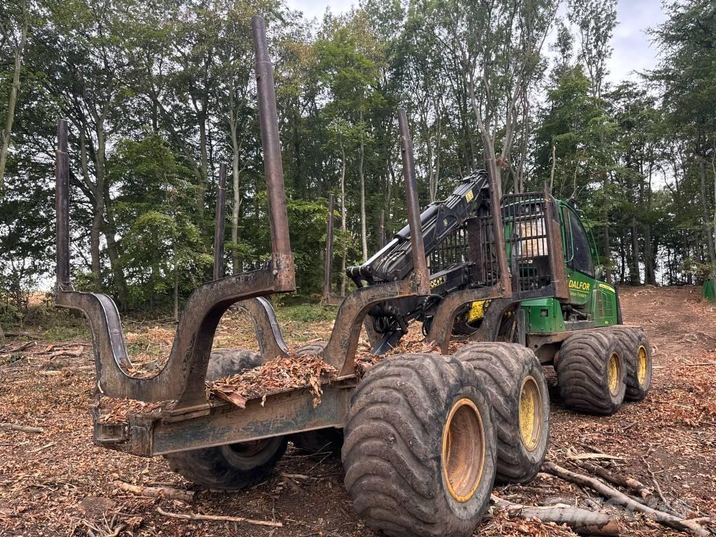 John Deere 1110 E Forwardery