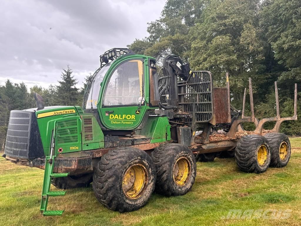John Deere 1110 E Forwardery