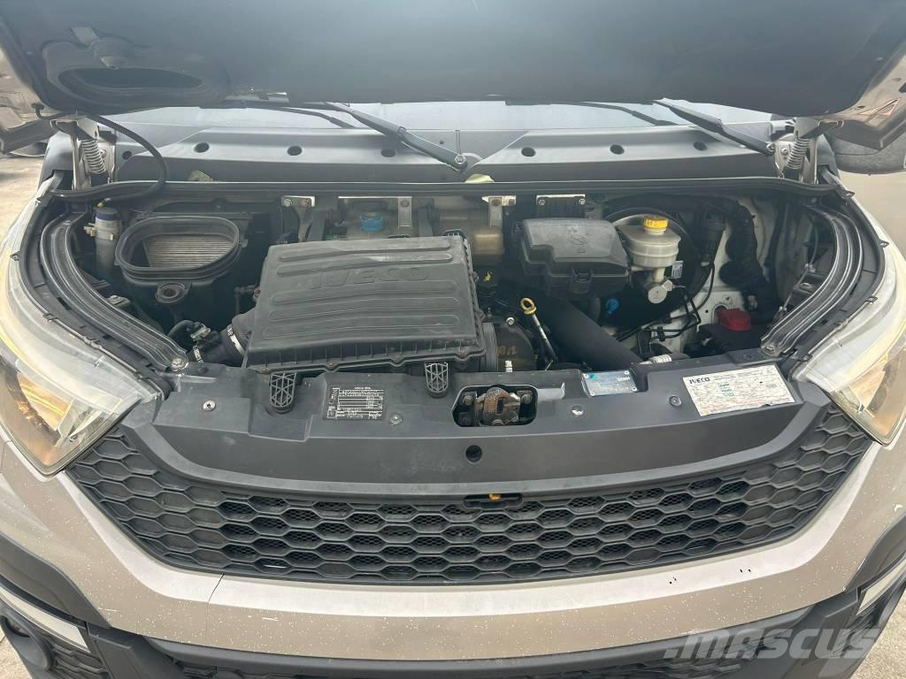 Iveco Daily 35-130 Żurawie samochodowe